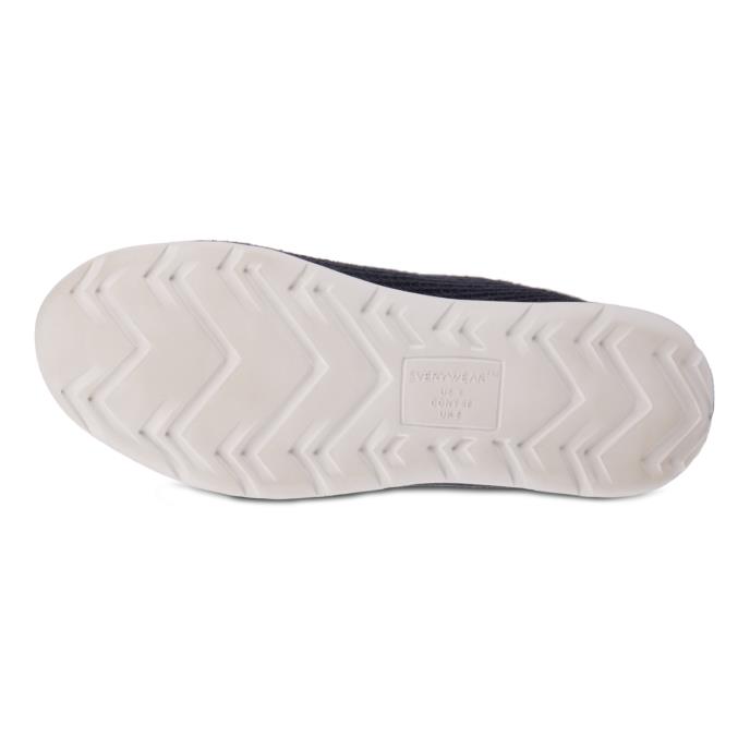 Isotoner® Ladies Iso-Flex Waffle Bootie Slipper Navy Extra Image 5